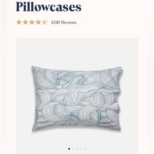 Brookelinen blue oyster pillow cases NWT